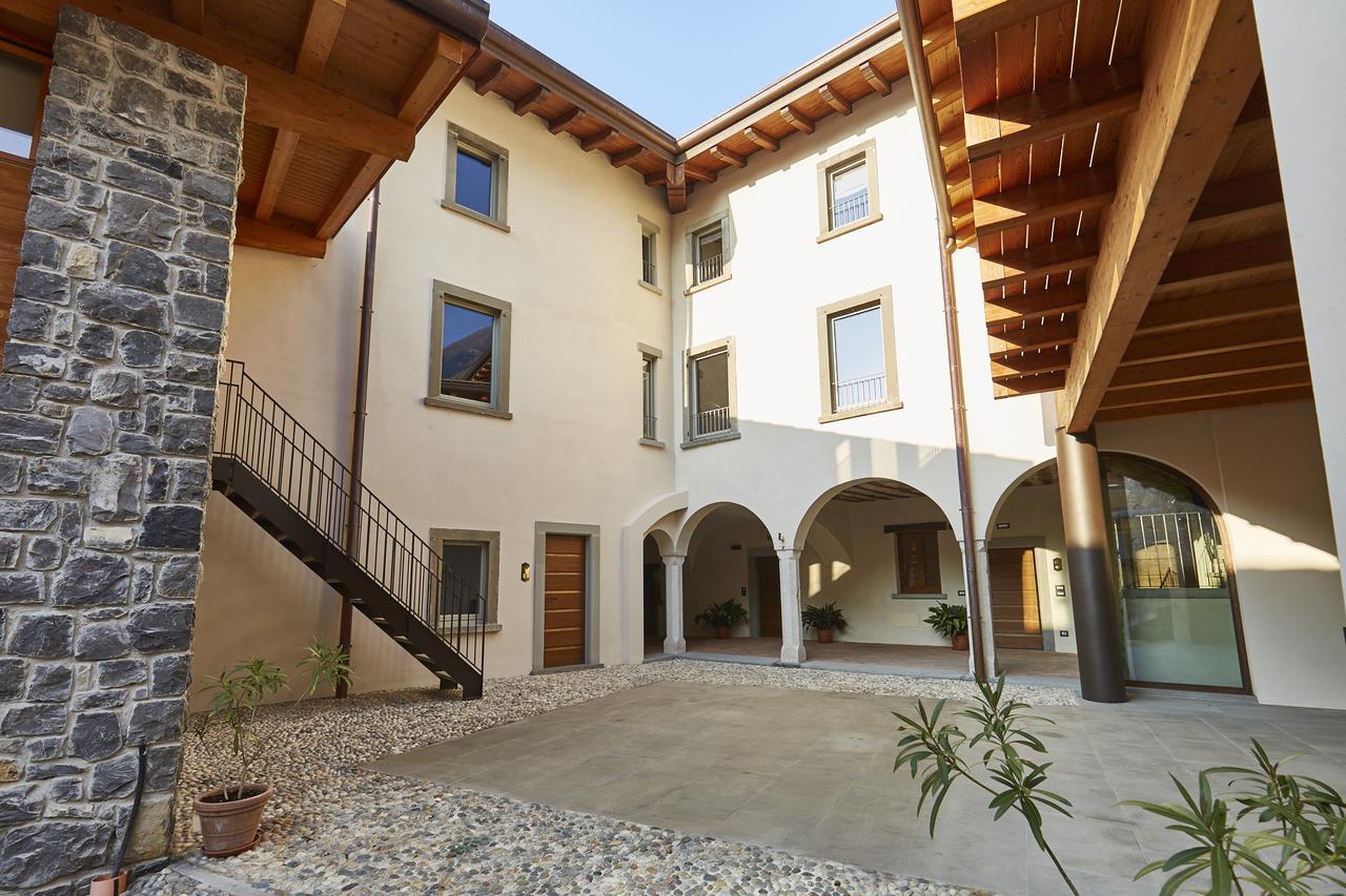Bed and Breakfast Palazzo Eleonora à Monasterolo del Castello Extérieur photo