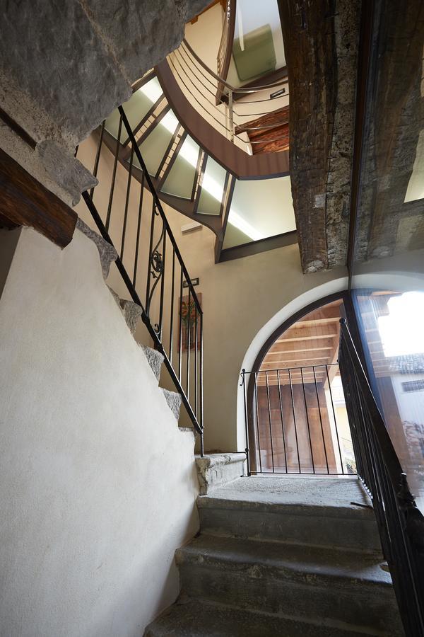 Bed and Breakfast Palazzo Eleonora à Monasterolo del Castello Extérieur photo
