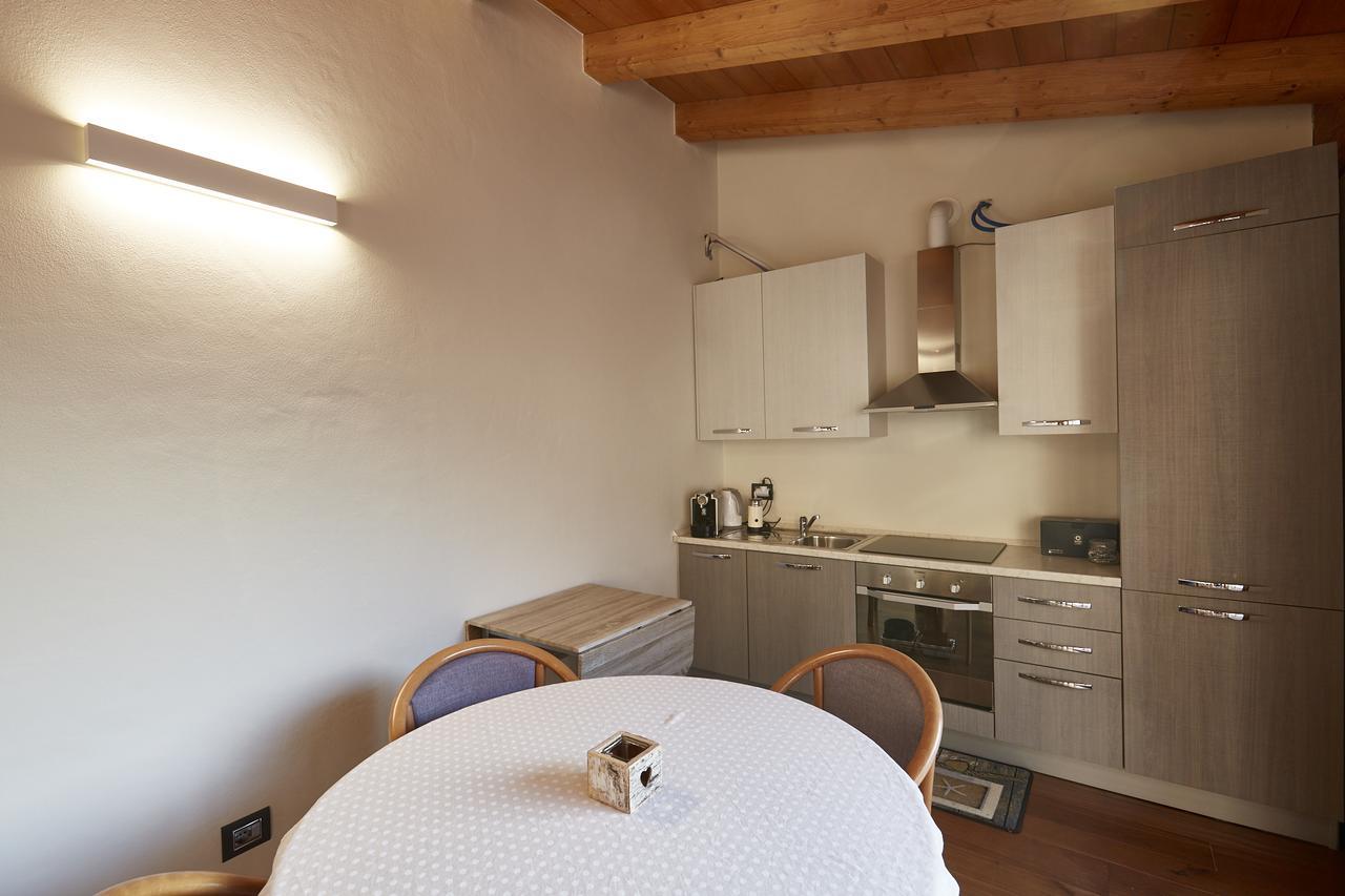 Bed and Breakfast Palazzo Eleonora à Monasterolo del Castello Extérieur photo